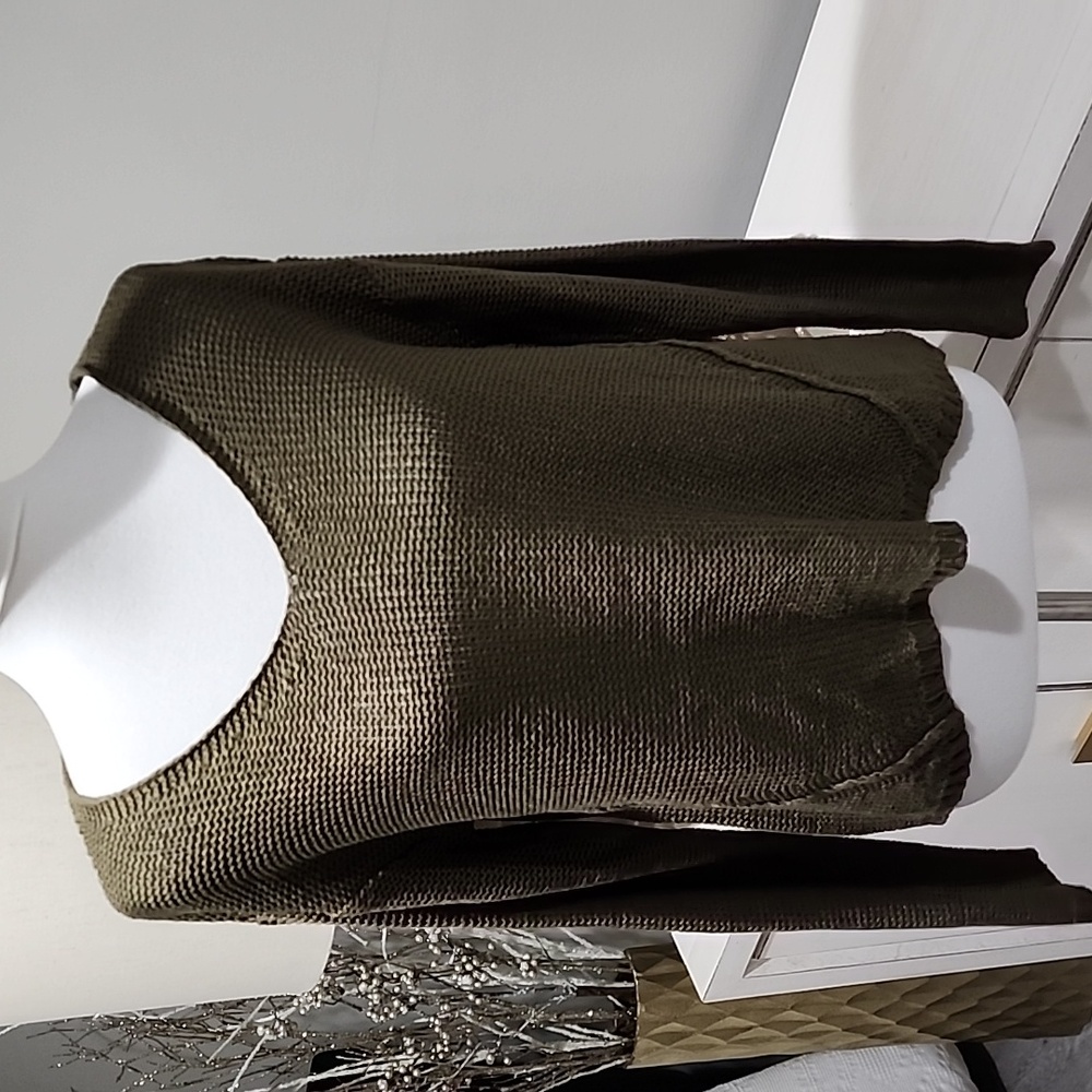 Rdi Dark Green Sweater
